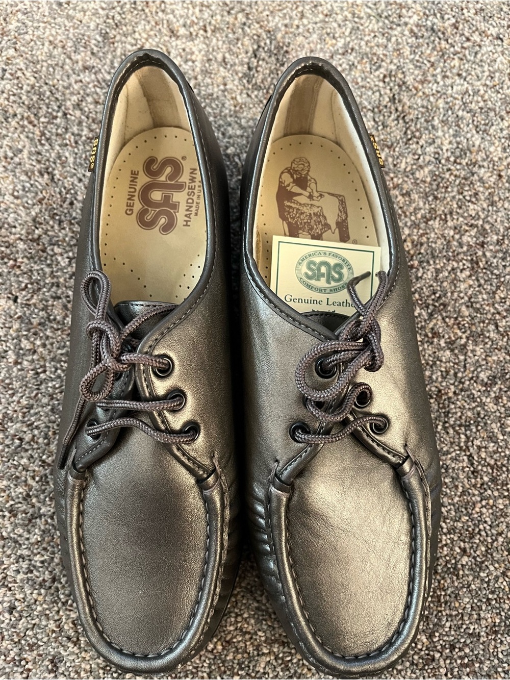 SAS Siesta Lace-up shoes in Pewter Metallic Leather